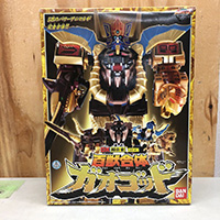 BANDAI 百獣戦隊ガオレンジャー DX超合金 GD-41 ガオゴッド 百獣合体ガオゴッド フィギュア